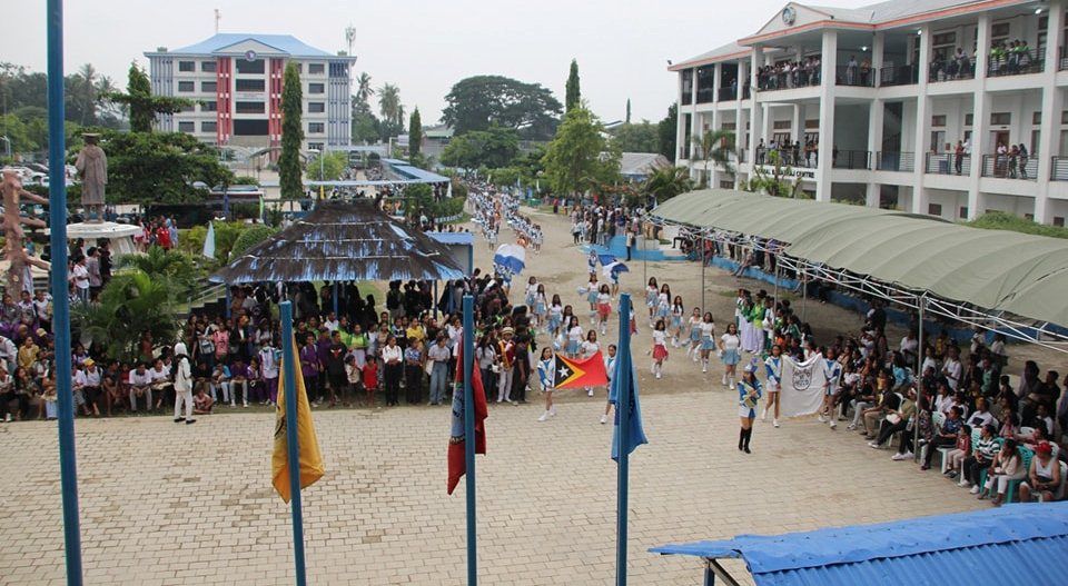 AN-NUR HO COLEGIO VI PAULO KOMPETE IHA DRUM-BAND HODI KOMEMORA EZISTENSIA UNPAZ BA DALA XX