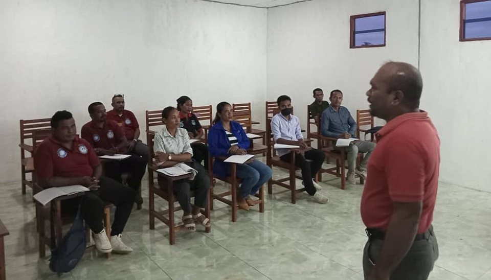 DOSENTE HUSI UNPAZ CENTRAL KONTINUA MAI FO AULA BA ESTUDANTE SIRA IHA KAMPUS RAMU COVALIMA BA LORON 